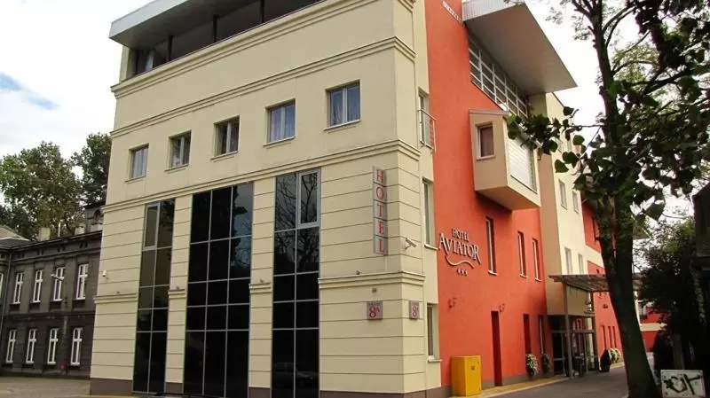 Zdjęcie Hotel Aviator***